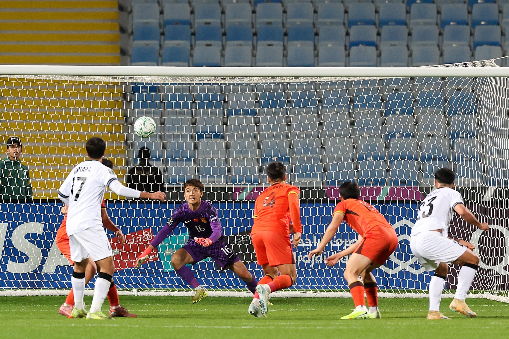 开云-启蒙教练谈李昊：他最初不想踢门将，最大特点是让球队多一个后卫