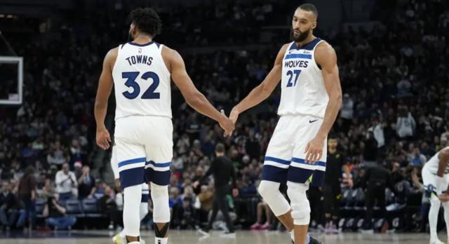 开云-戈贝尔用罚球回应嘲讽 森林狼强势捍卫西部第一